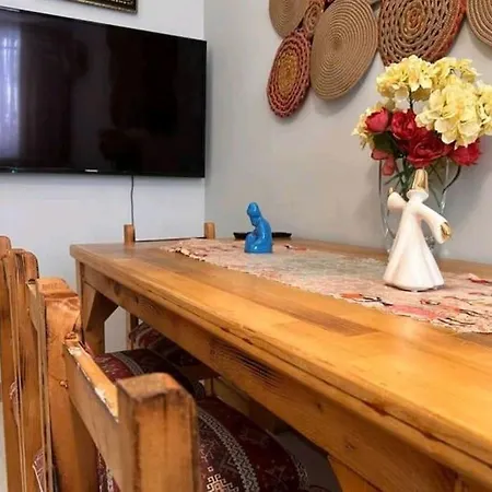 Sik Tasarimli Aile Evi Apartment
